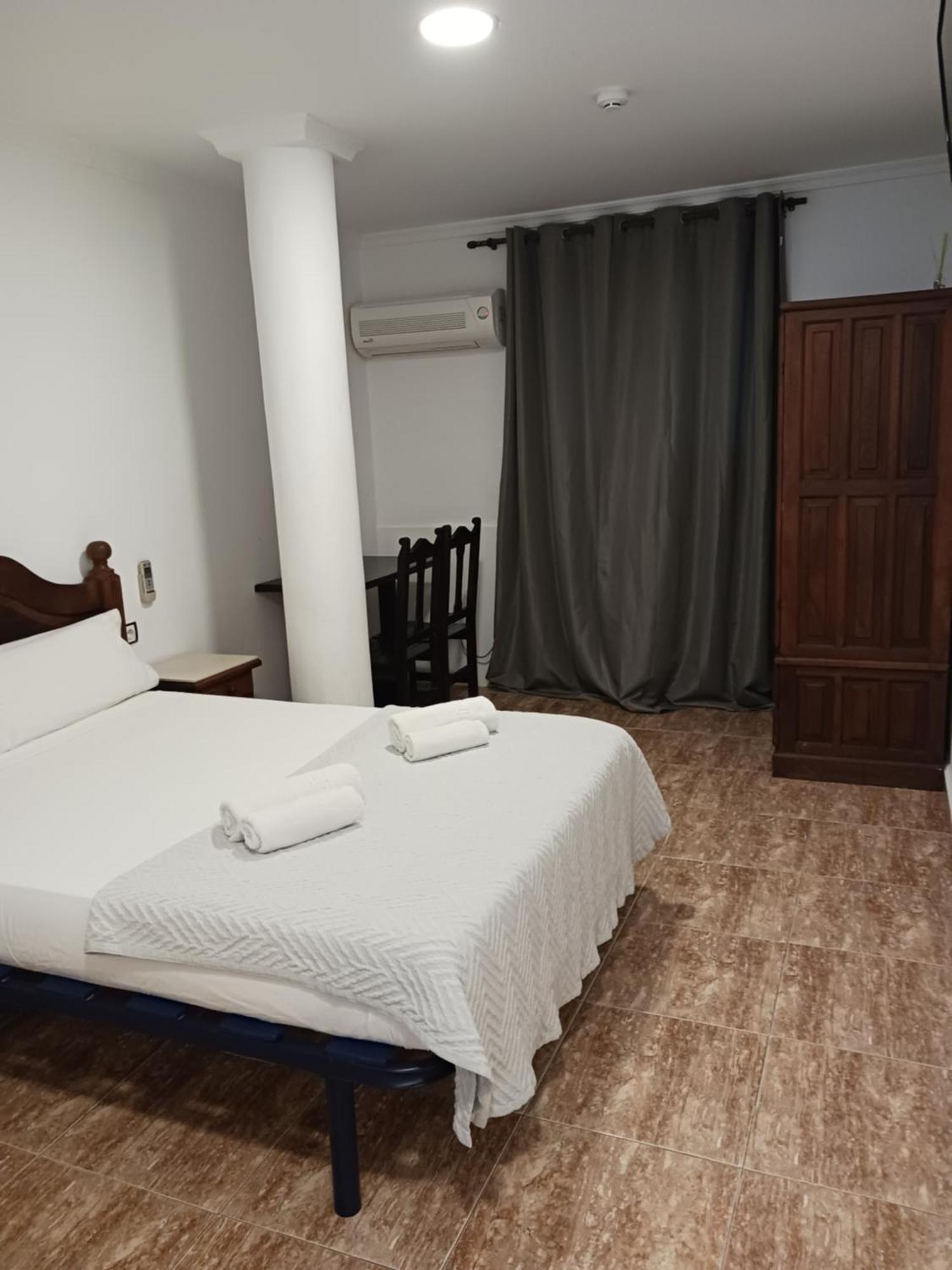 Hotel Manantiales Торремолинос Экстерьер фото